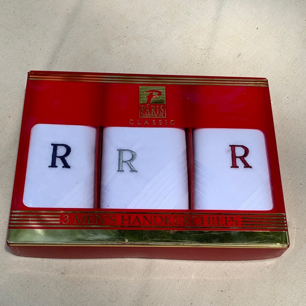 Boxed set of men’s vintage cotton embroidered handkerchiefs with R initial